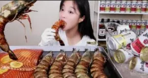 쯔양: 먹방 유튜버의 인기 비결