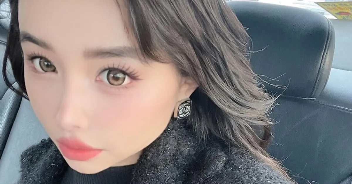 박봄 — KR news